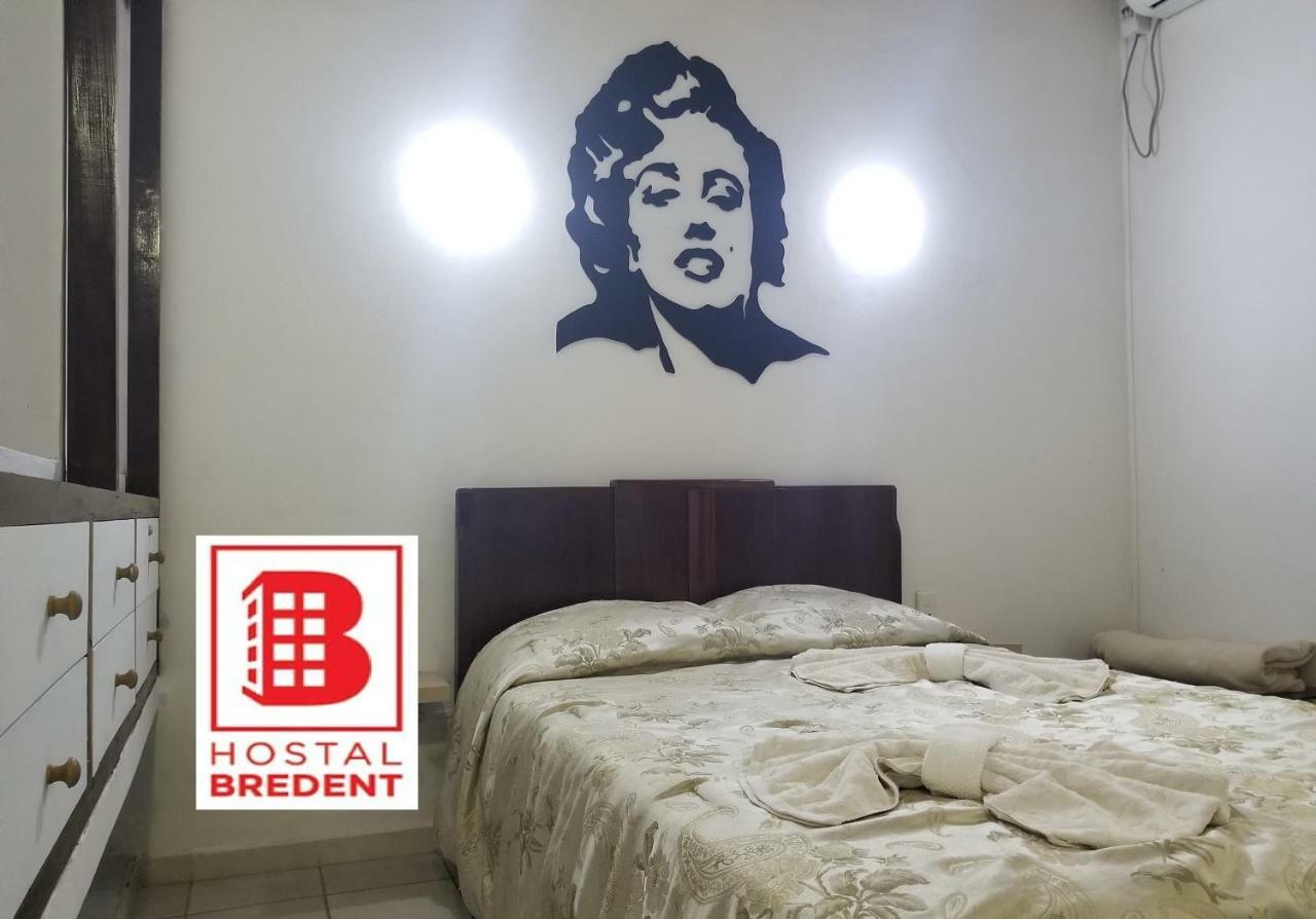 Hostal Bredent Havana Buitenkant foto