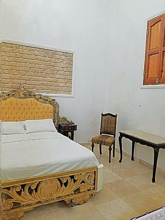 Hostal Bredent Havana Buitenkant foto